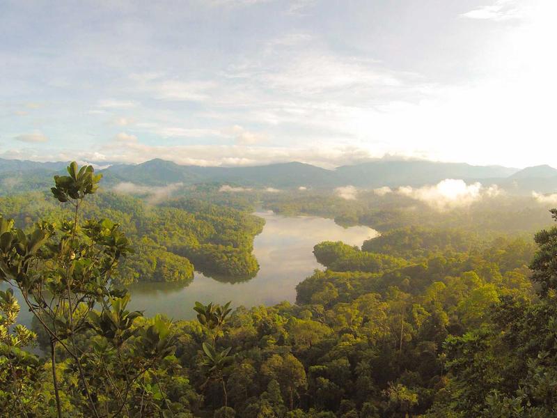 溪山行旅<br>btozrgo.cn 水墨意境漫游